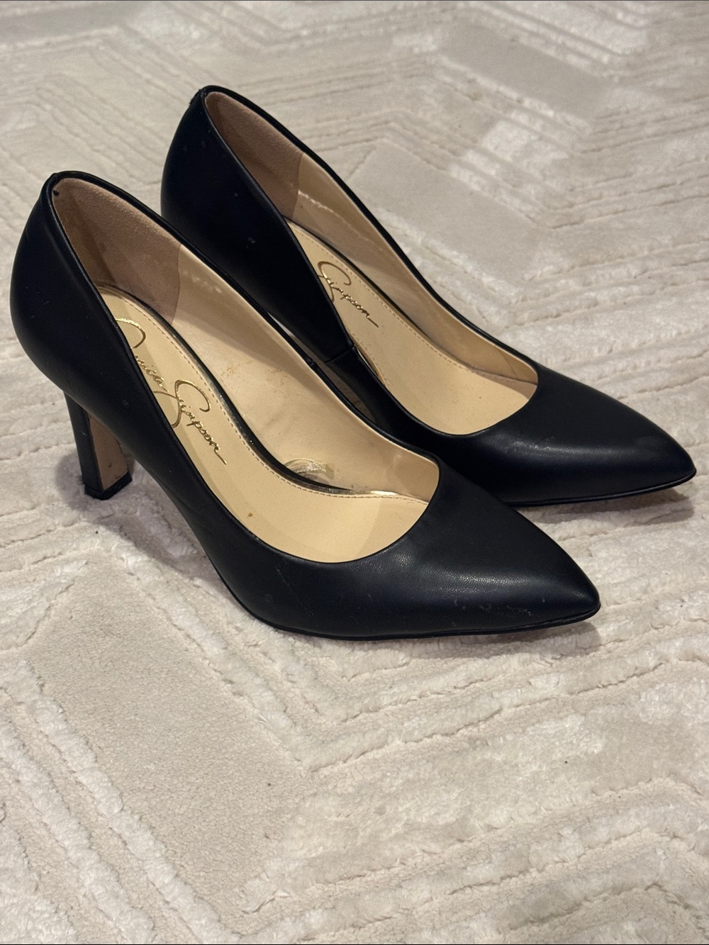 Jessica Simpson Classic Black Pointed-Toe Women's Pumps